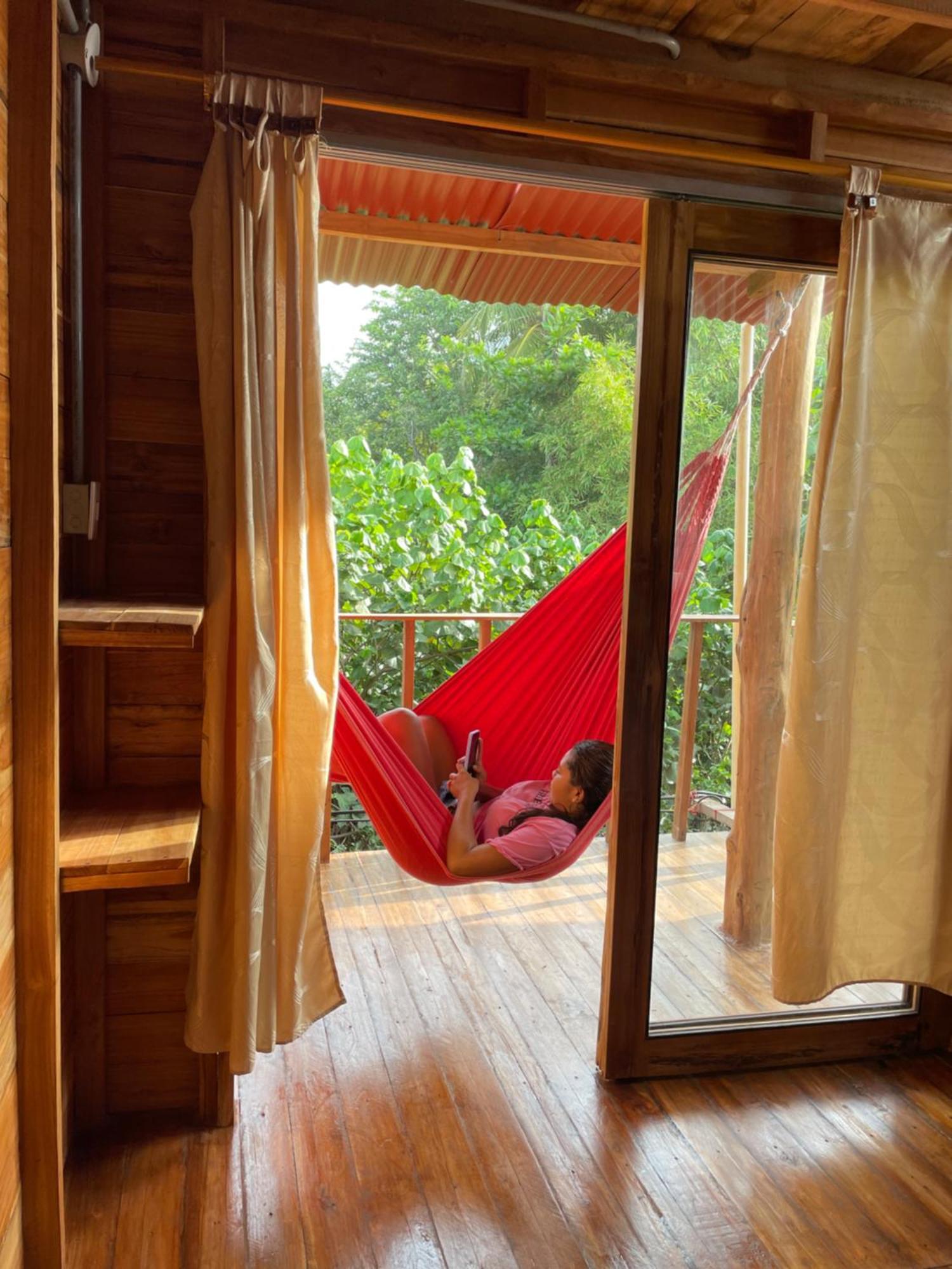 The Mompe Beach Hostal La Poza ภายนอก รูปภาพ