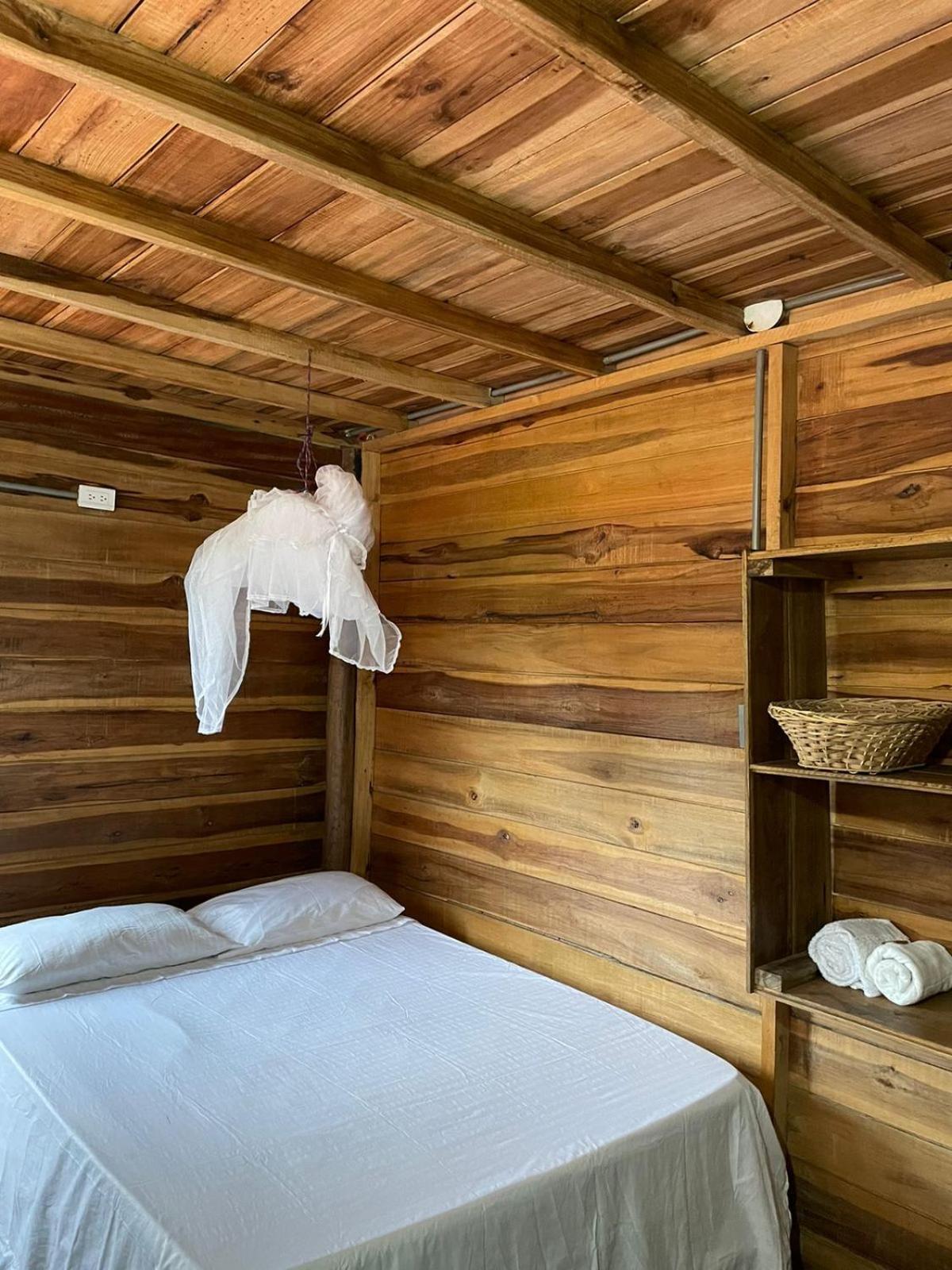 The Mompe Beach Hostal La Poza ภายนอก รูปภาพ