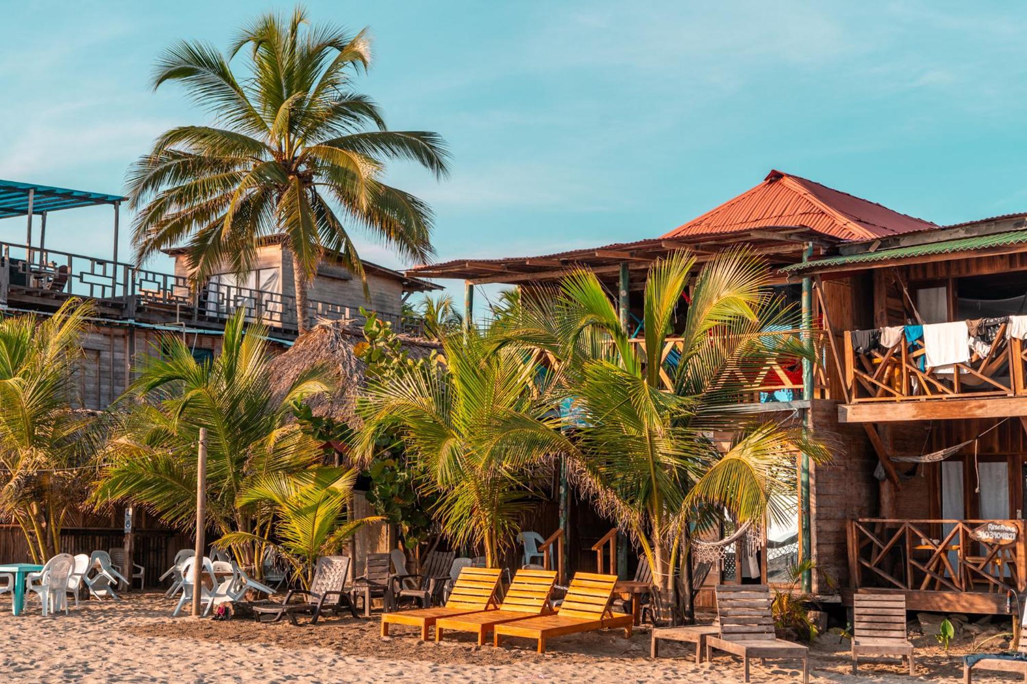 The Mompe Beach Hostal La Poza ภายนอก รูปภาพ