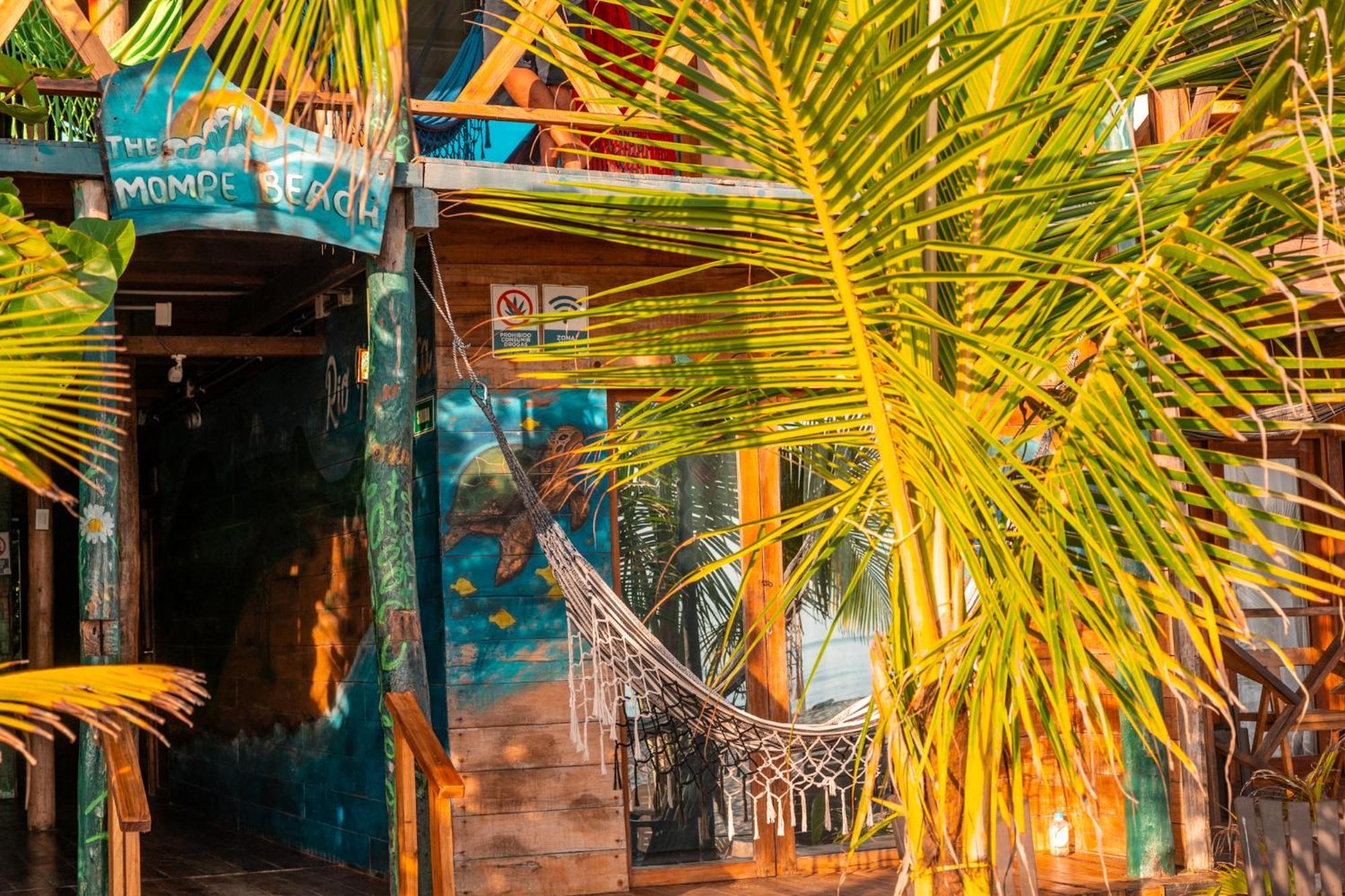 The Mompe Beach Hostal La Poza ภายนอก รูปภาพ